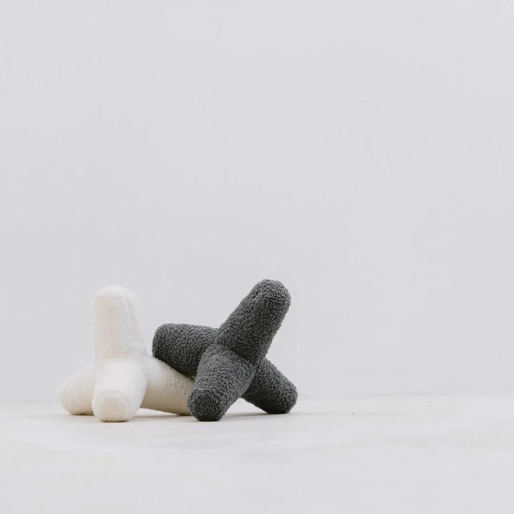 O Breuer | Oversized Dog Toy